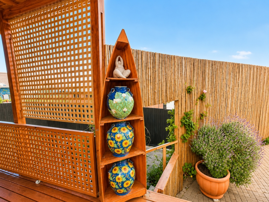 4 Bedroom Property for Sale in Brenton On Sea Western Cape